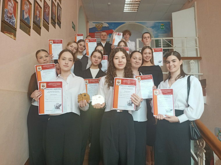 Поздравляем с Победами.